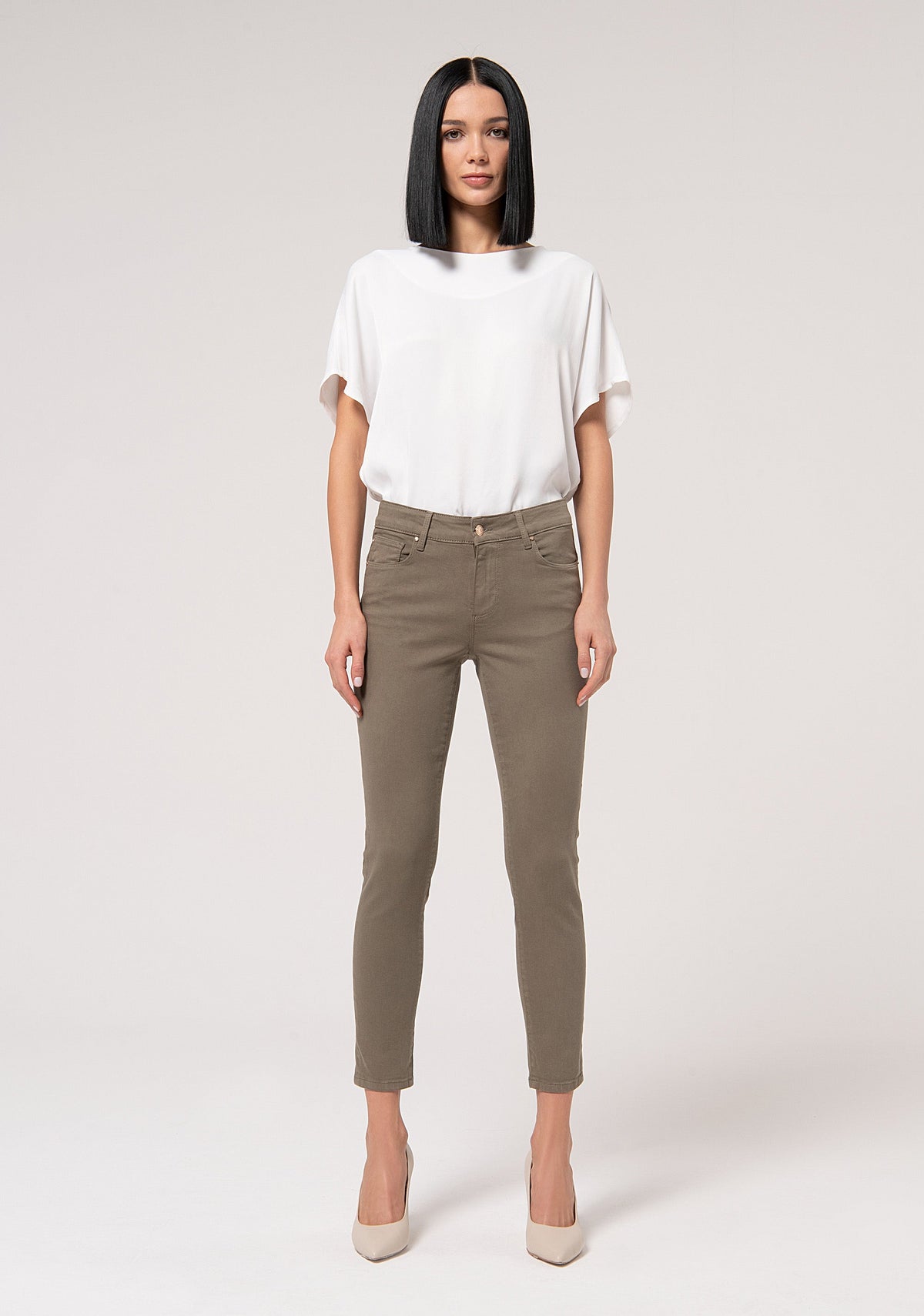 Gloria - Pantalón Slim de Algodón con Efecto Perfect Shape, vista 7 – Lena Rodríguez