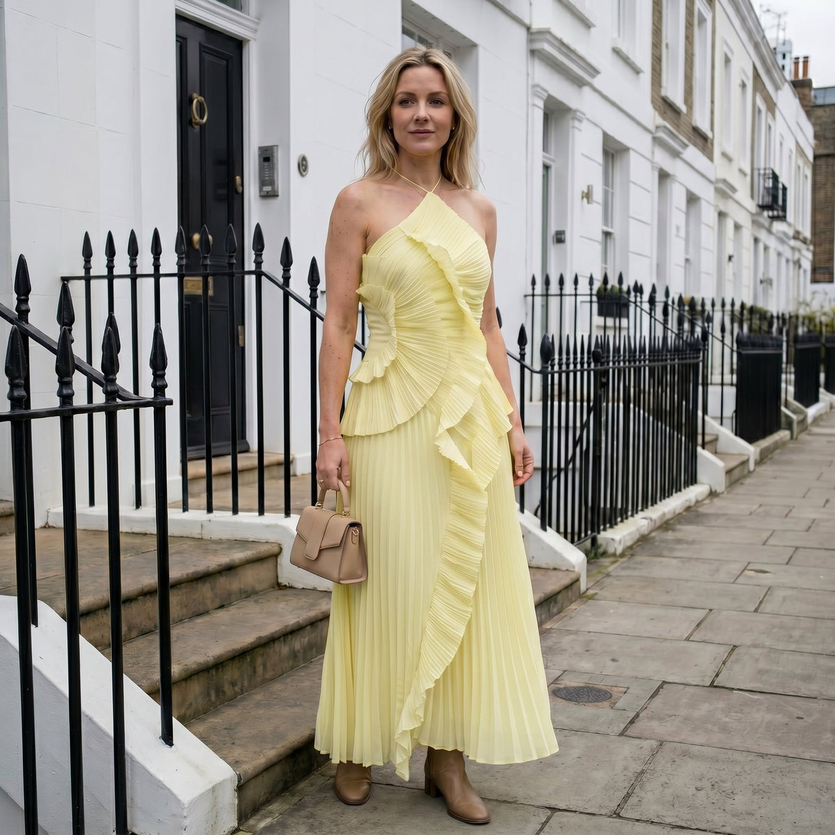 Leonora - Vestido Plisado con Volantes Elegante – detalle 23 – Lena Rodríguez